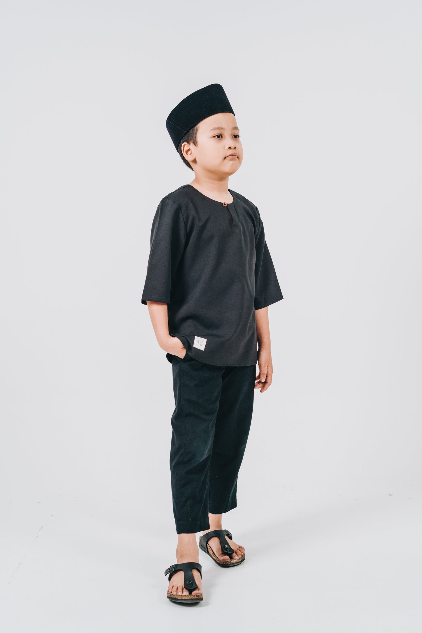 Black Boys Kurung