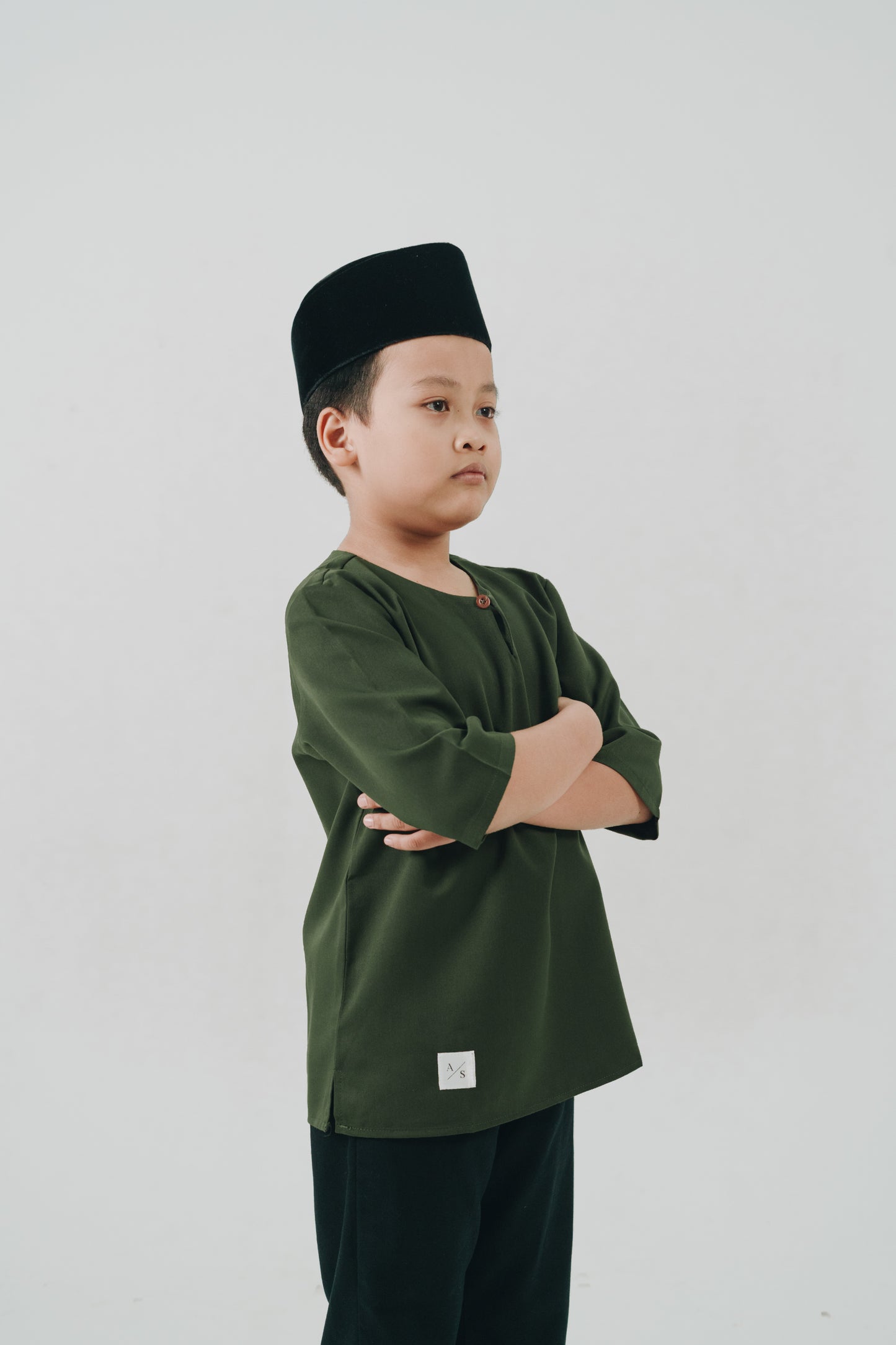 Olive Boys Kurung